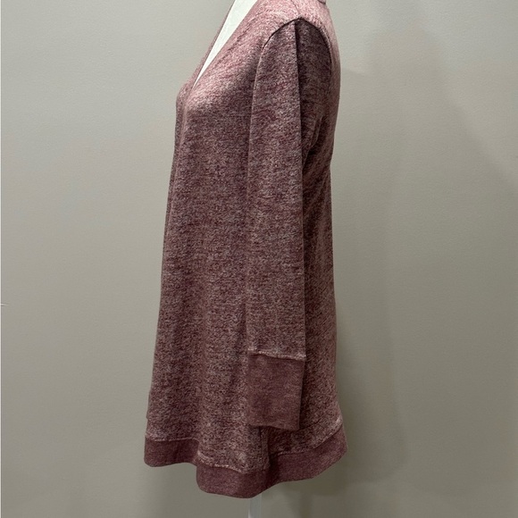 Ugg Australia Berry Colored Cover Up Shoulder Sweater Size Small - Picture 3 of 5